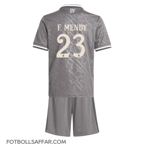 Real Madrid Ferland Mendy #23 Tredje Dräkt Barn 2024-25 Kortärmad (+ Korta byxor)